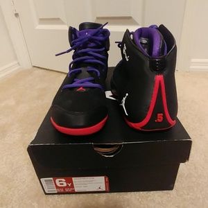 Jordan Memo 1.5 BG Basketball Shoes